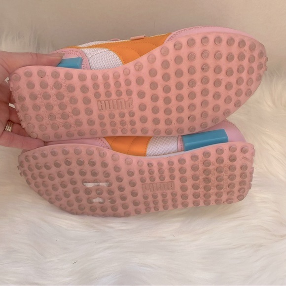 PUMA FUTURE RIDER AURA GRADE SCHOOL SNEAKER 7 - Picture 5 of 11